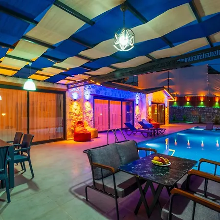 Sirin, Caykoey Villa Kas