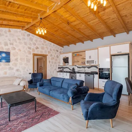 Sirin, Caykoey Villa