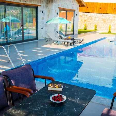 Villa Sirin, Caykoey