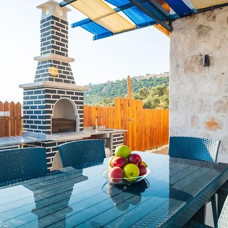 Sirin, Caykoey Villa *